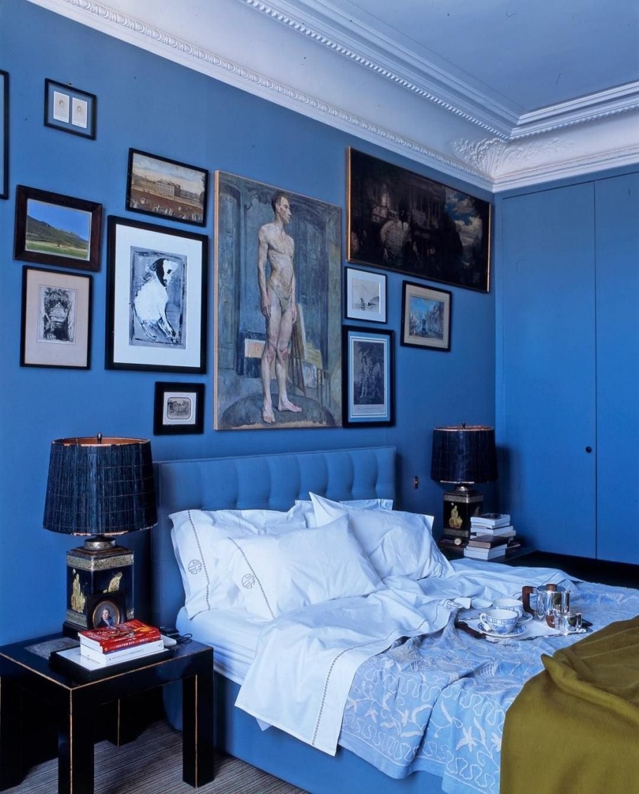 Синяя комната