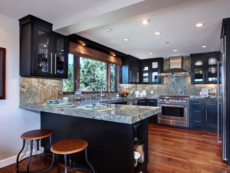 Кухня дизайн интерьер