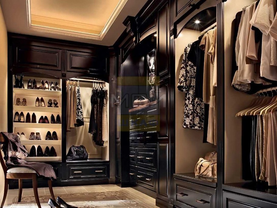 Гардеробная комната