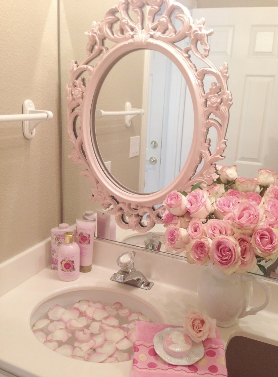 Зеркало в стиле шебби Шик