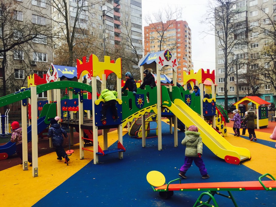Курская область детская площадка
