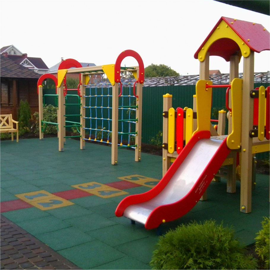 Детская площадка Южно-Сахалинск