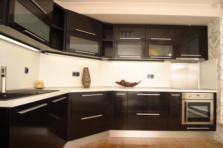 Кухонный гарнитур без техники