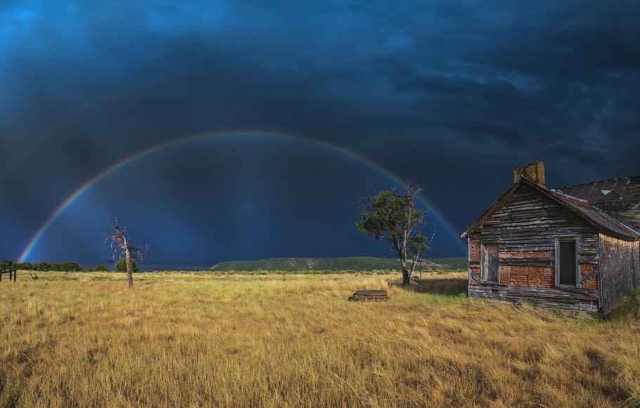 Иллюстрации дом Радуга