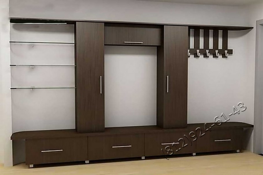 Стенка в прихожую