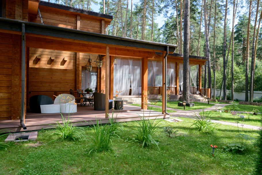 Дом у реки в Сосновом Бору