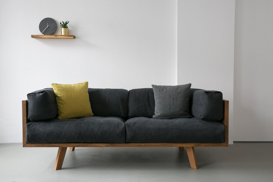 Диваны на деревянных ножках дизайнерские