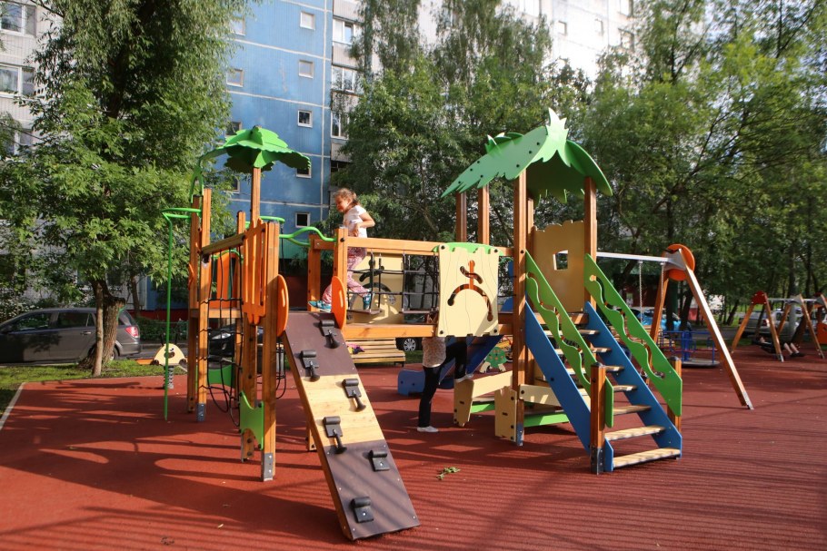 Детские площадки во двор