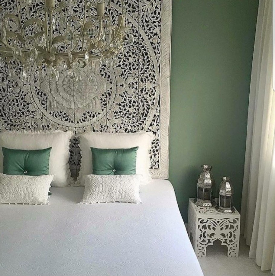 Изголовье в Восточном стиле