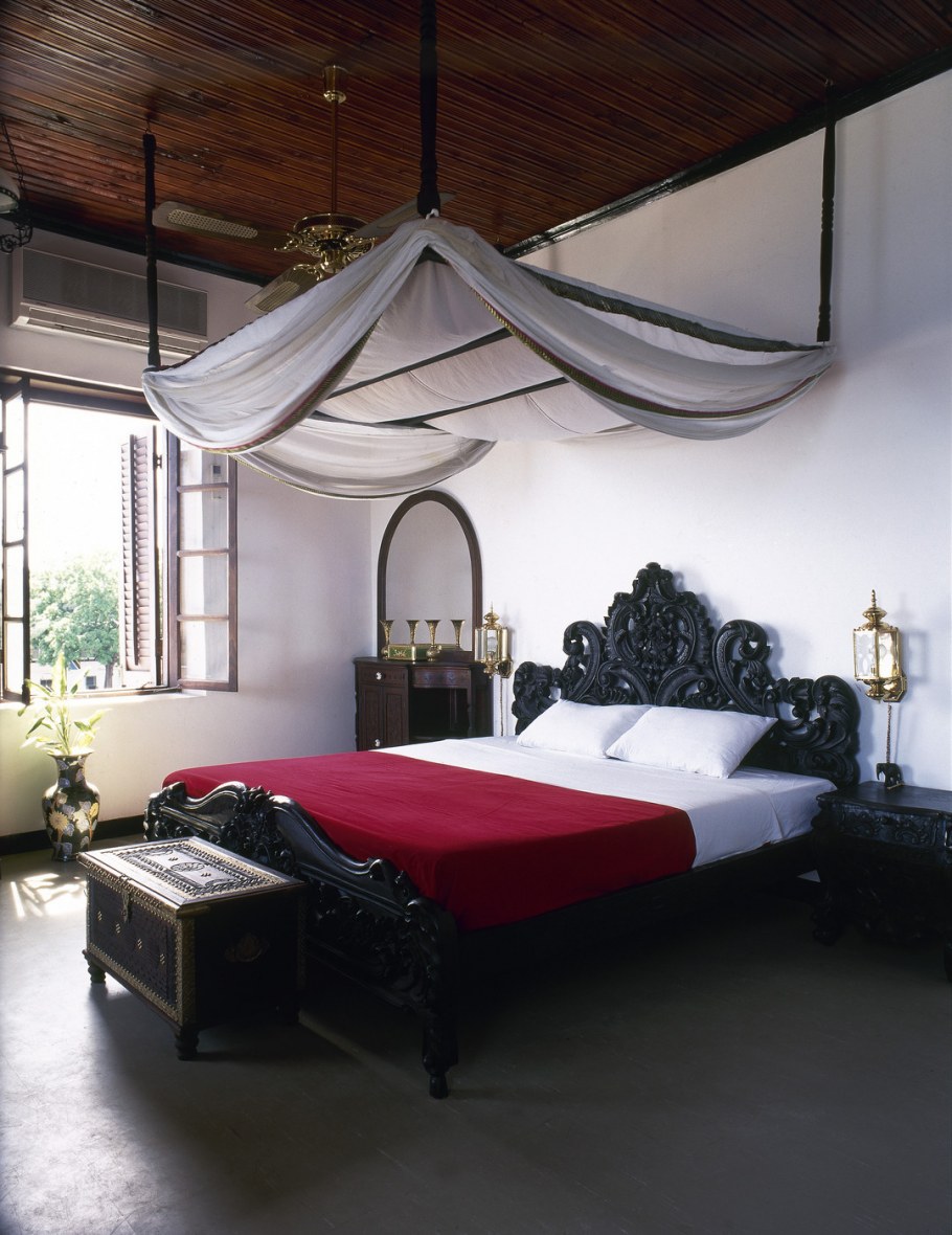 Кровать в Восточном стиле