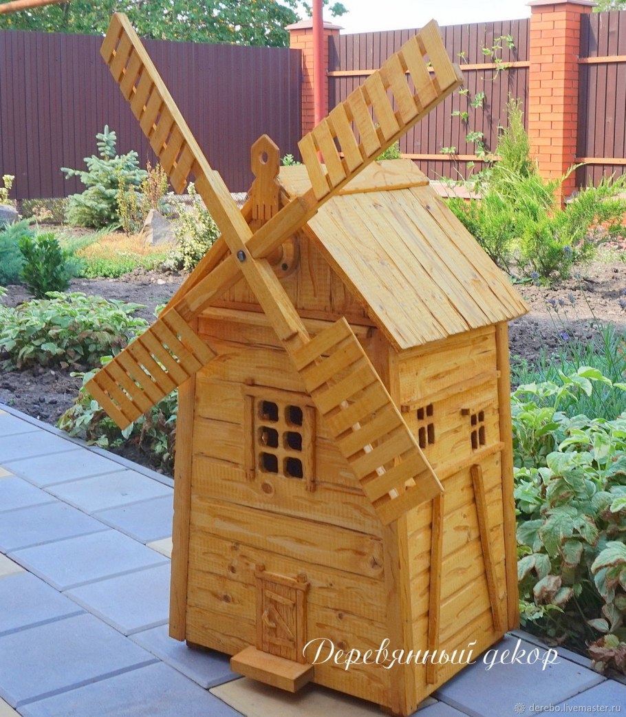 Декоративная мельница для сада
