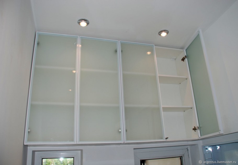 Алюминиевая Антресоль