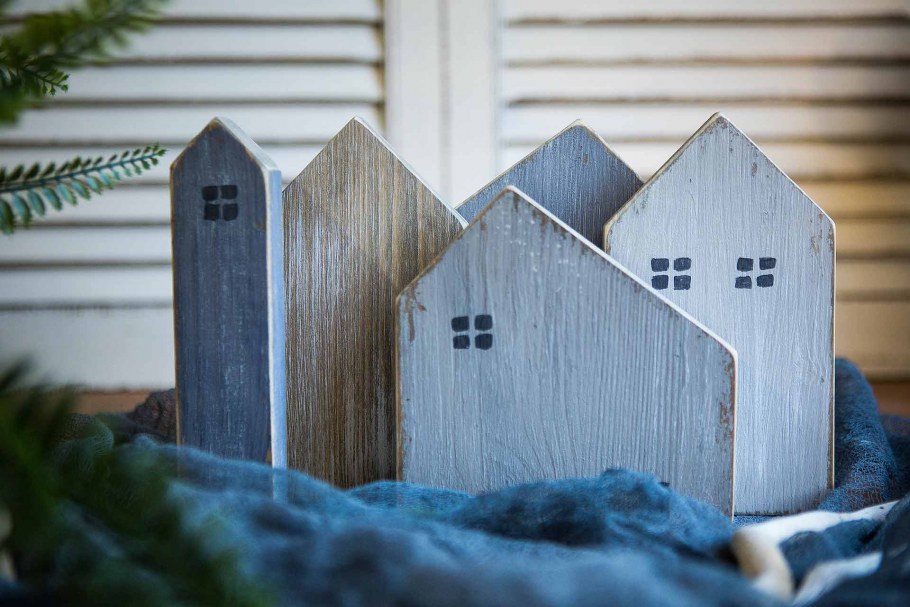 Пасхальный декор камина