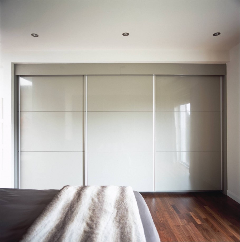Встроенный шкаф в спальню