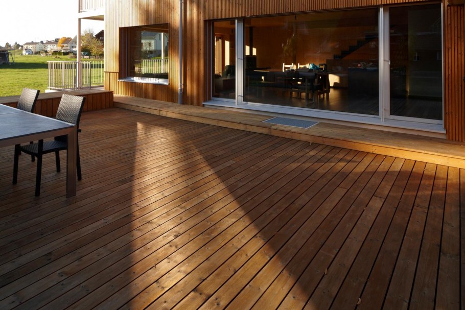 Плитка под террасную доску