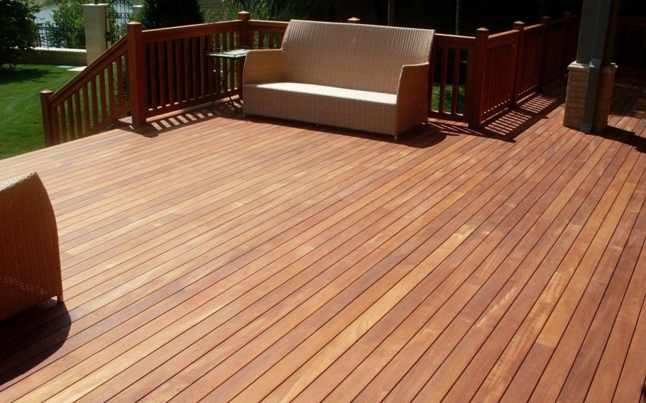 Покрытие для пола на открытой веранде