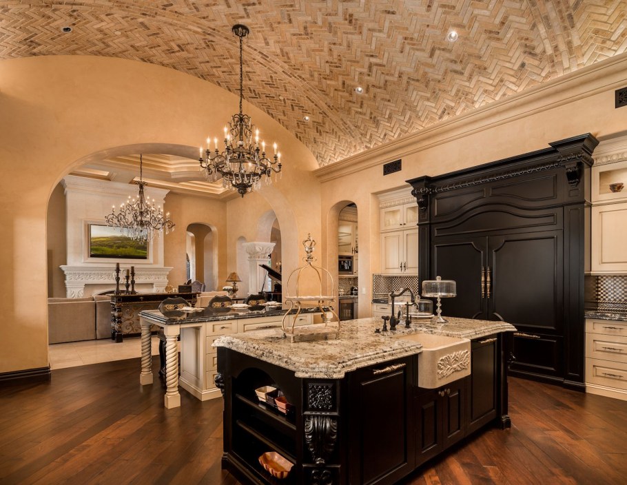 Кухня в стиле Luxury