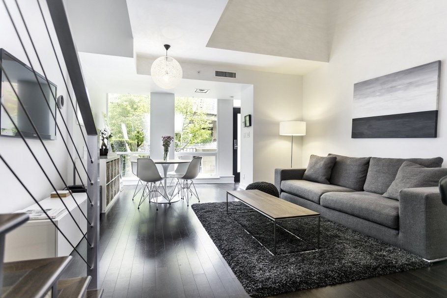 Современный интерьер таунхауса