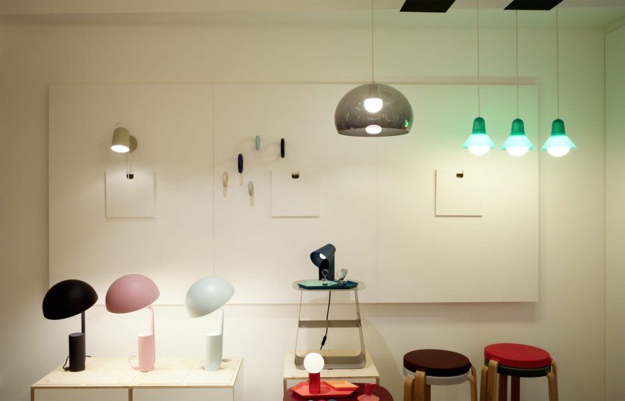 Потолок с лампочками