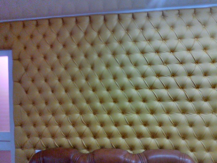 Мягкие панели для стен каретная стяжка