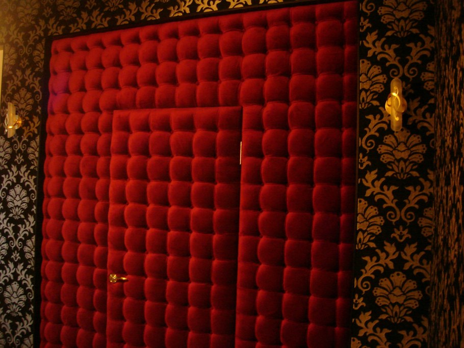 Каретная стяжка 3 д панели красные