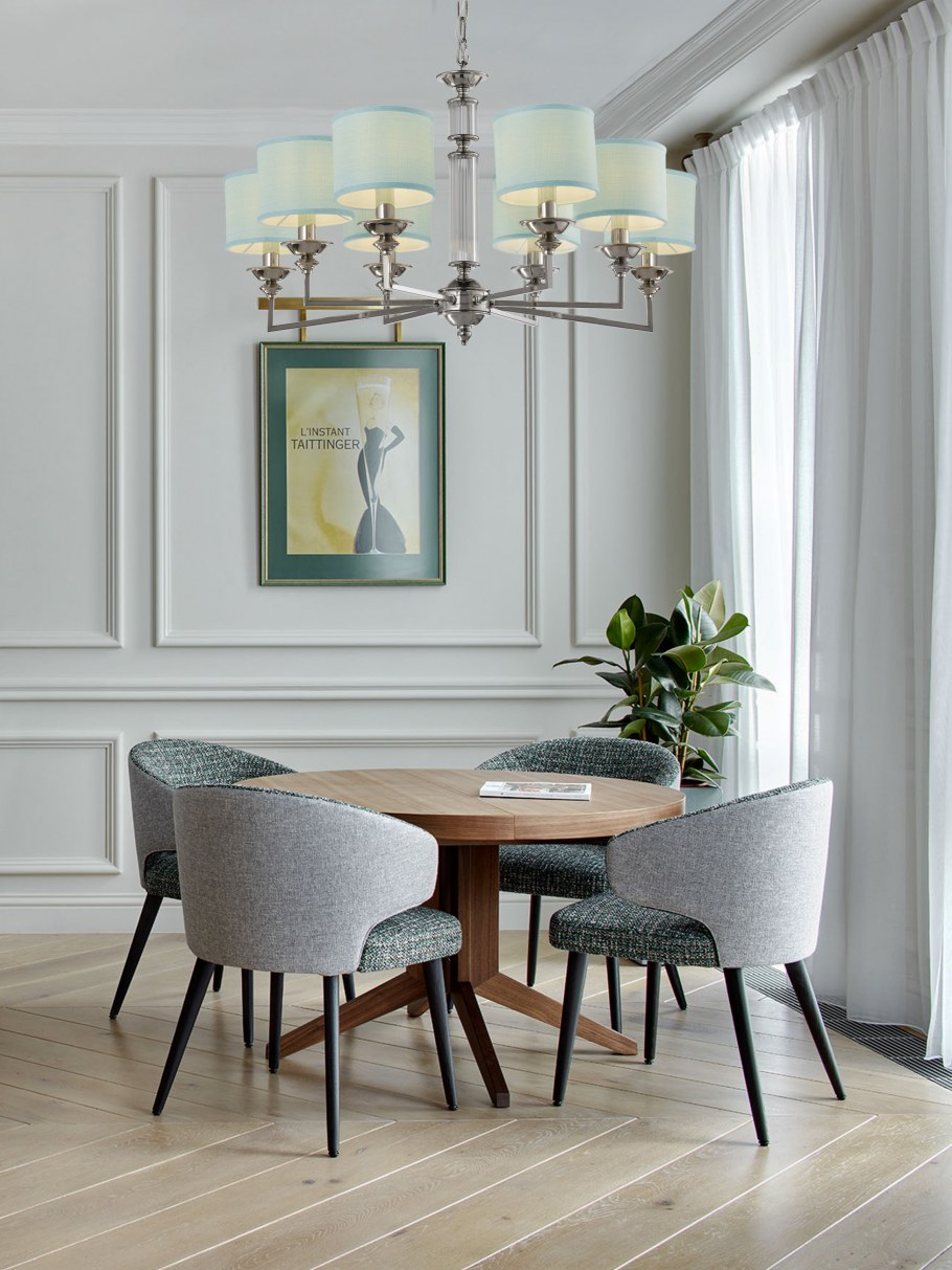 Молдинги в интерьере кухни