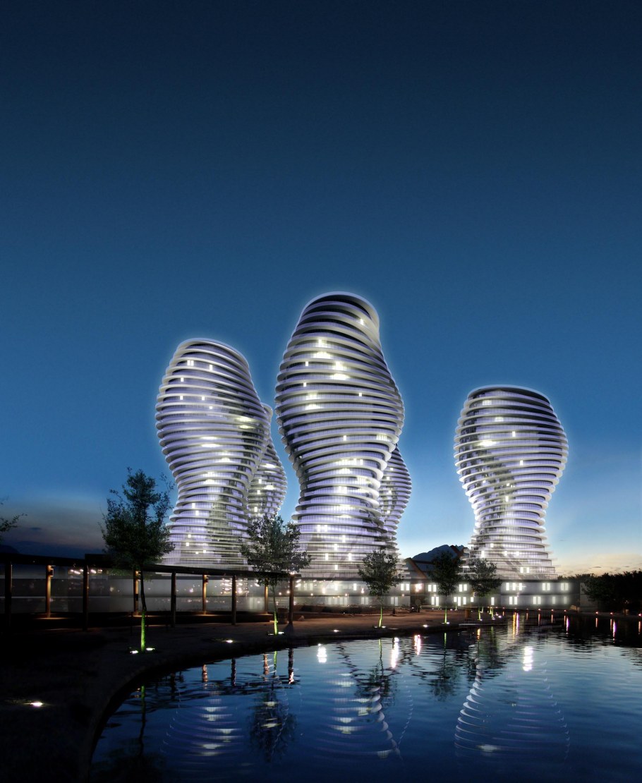 Архитектурные здания асимметрия