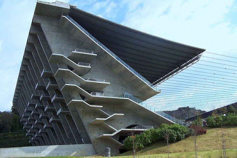 Де Моура архитектура