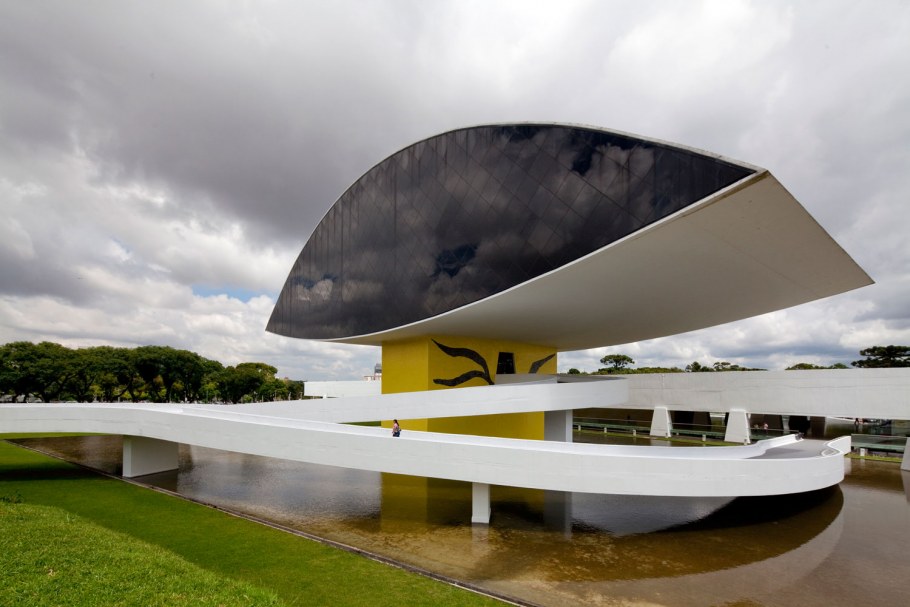 Сантьяго Калатрава музей завтрашнего дня