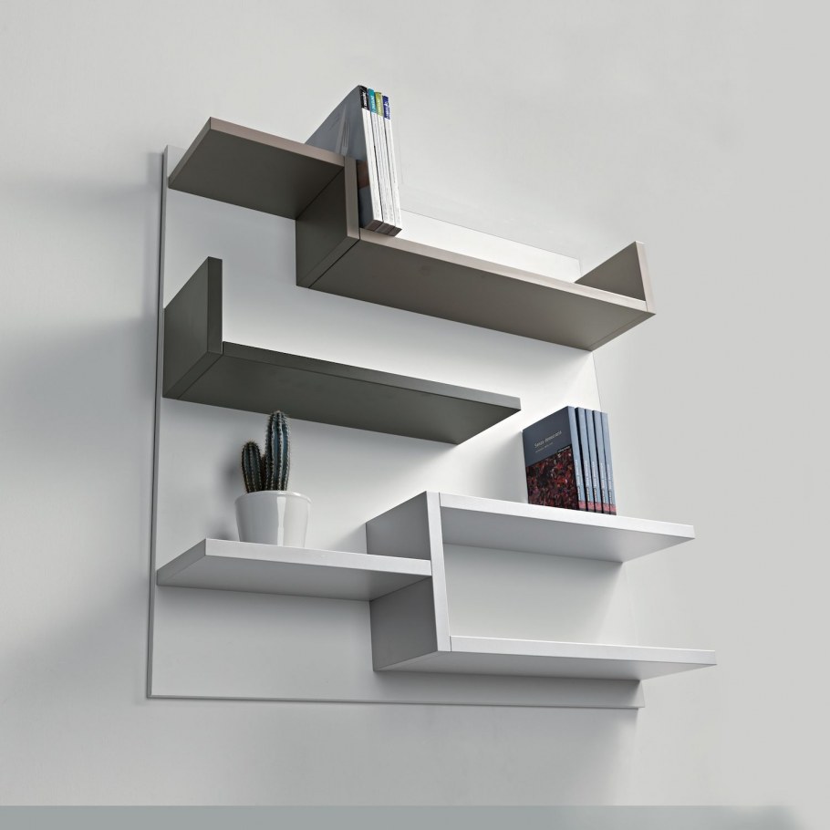 Полка книжная настенная