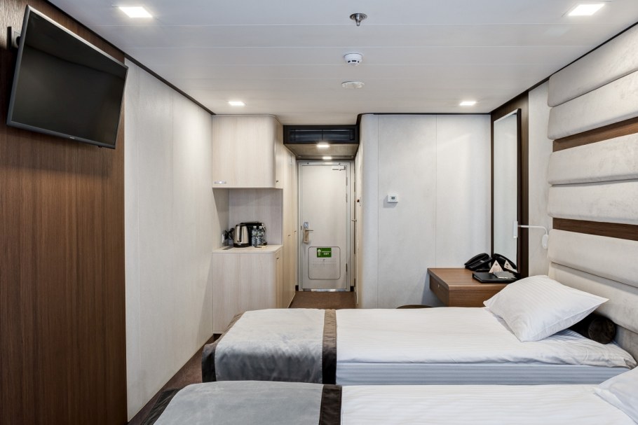 Мустай Карим теплоход палубы