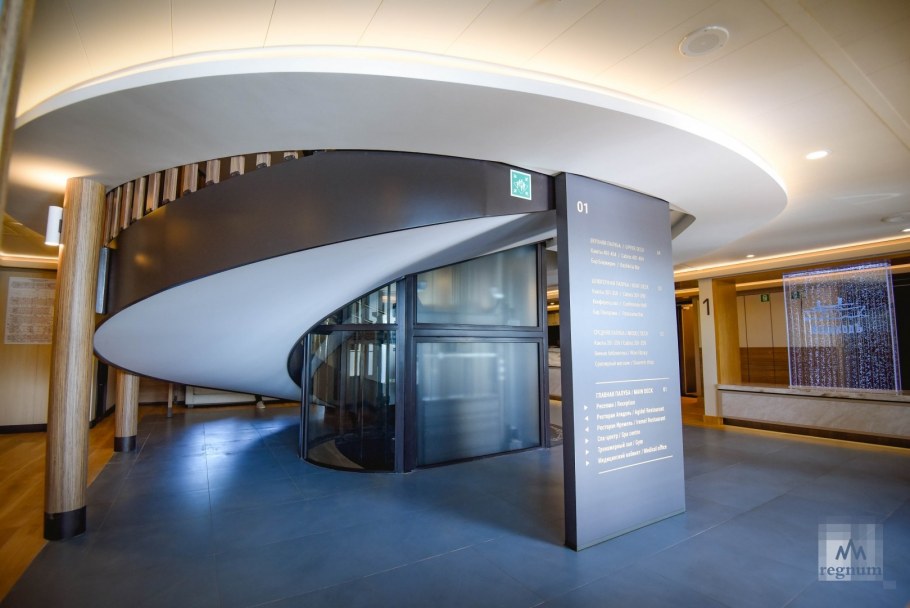 Мустай Карим теплоход фото интерьера