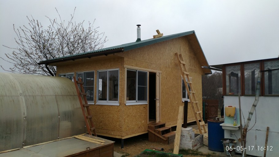 Садовый домик