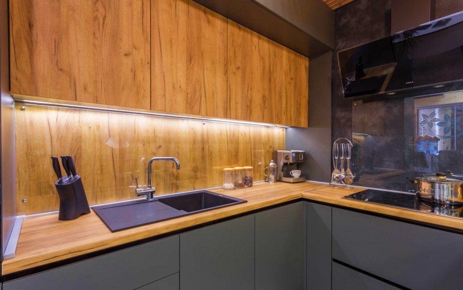 Кухонный фартук под дерево