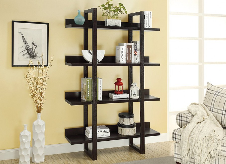 Полки многоярусные в гостиную