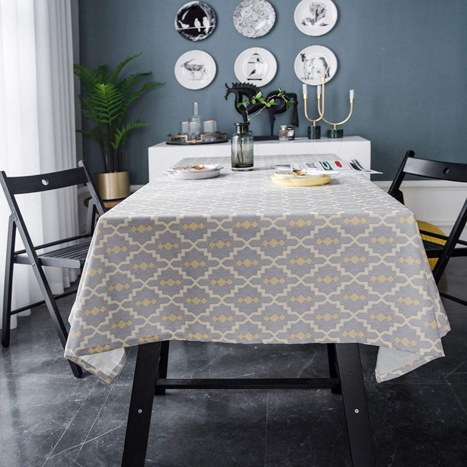 Скатерть в клетку в интерьере