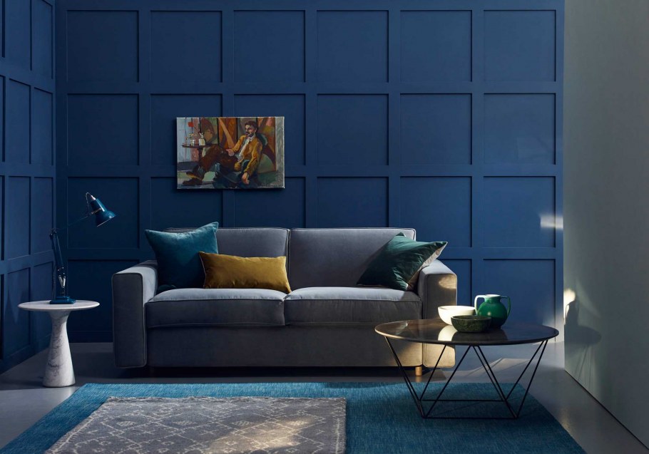 Синяя картина в интерьере