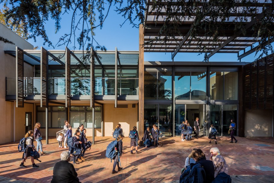 Квартал парк мира, Москва