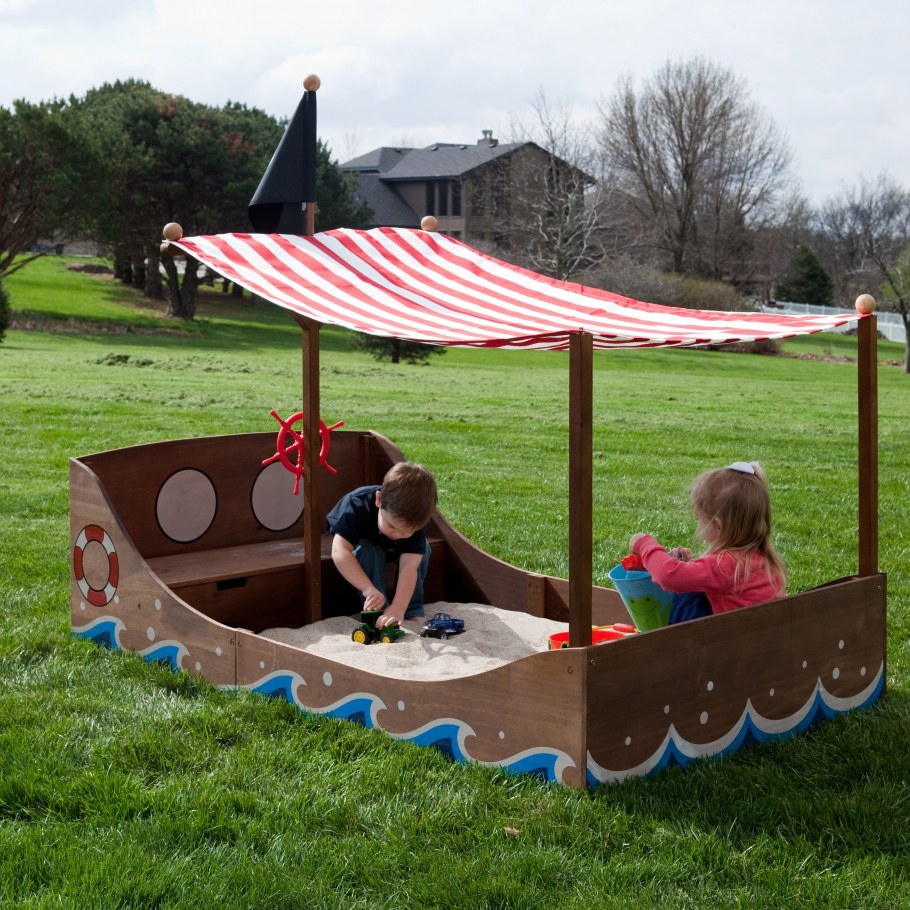 Необычные песочницы для детей