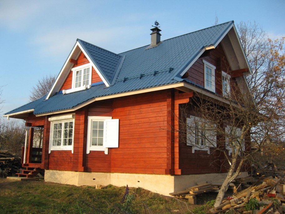 Обычный дом на даче