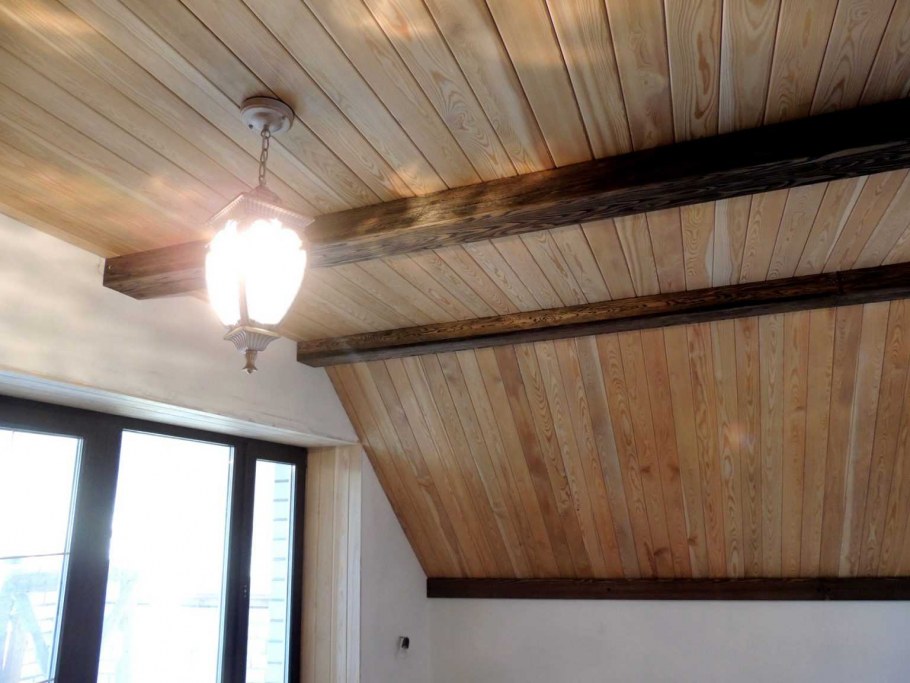 Вагонка штиль на потолке