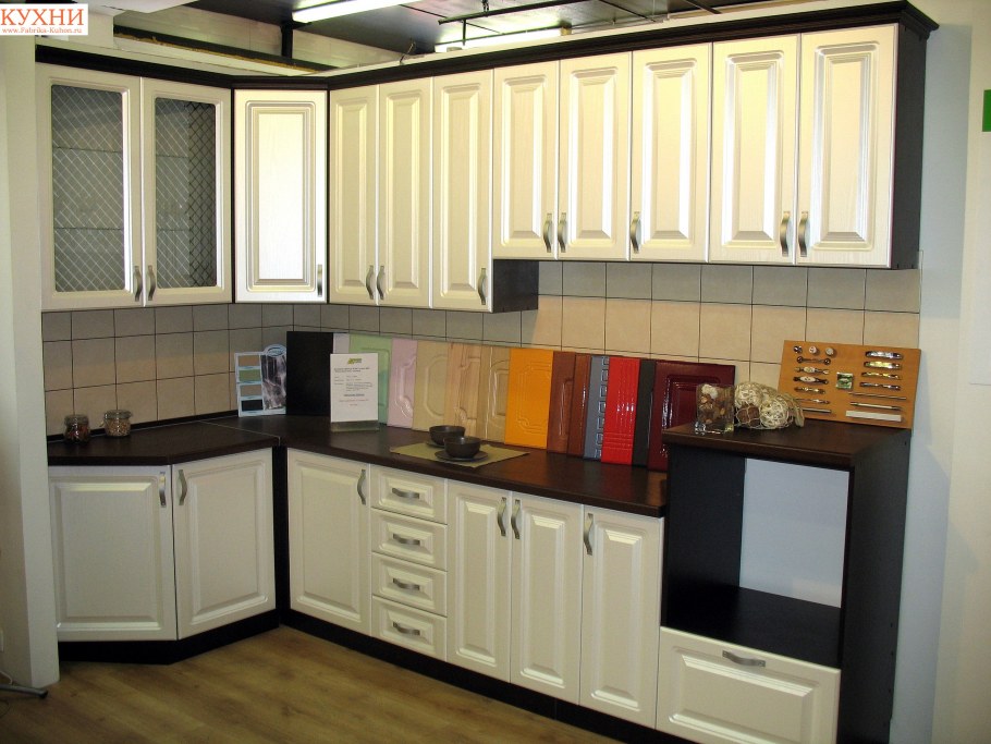 Угловая кухня МДФ пленка