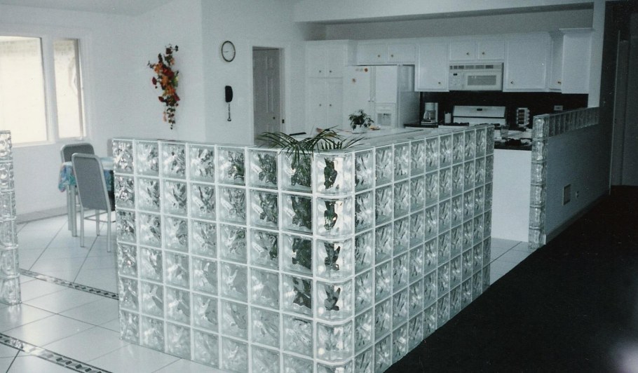 Стеклоблоки в ванной комнате