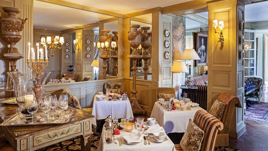 Сервировка в винтажном стиле