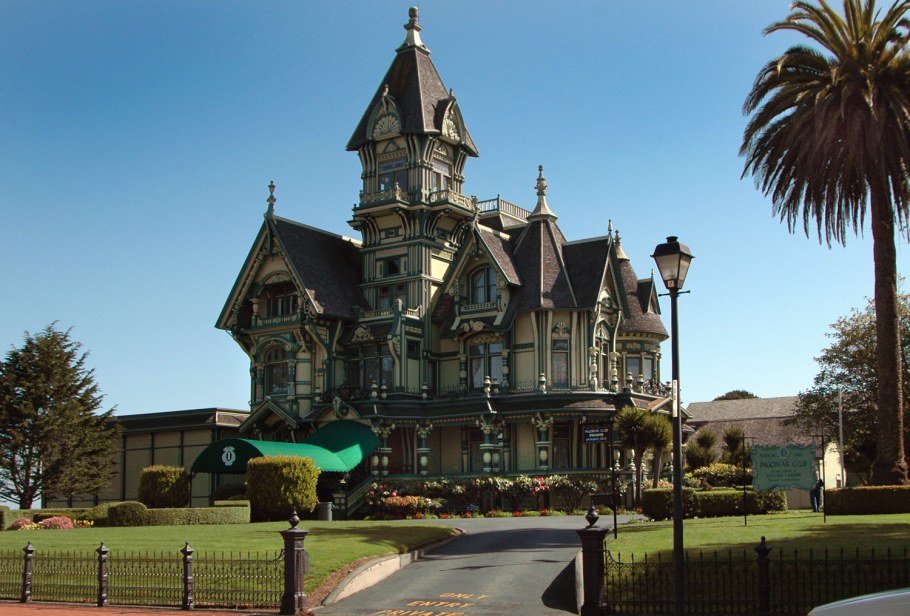Особняк Карсона (Carson Mansion)