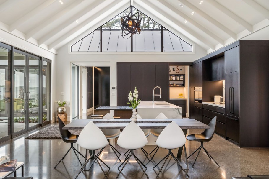 Кухня-гостиная в Барн-Хаус