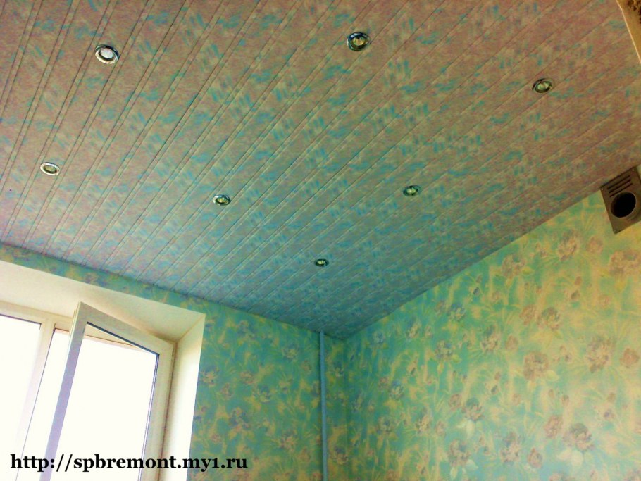 Пенопластовый декор для потолка