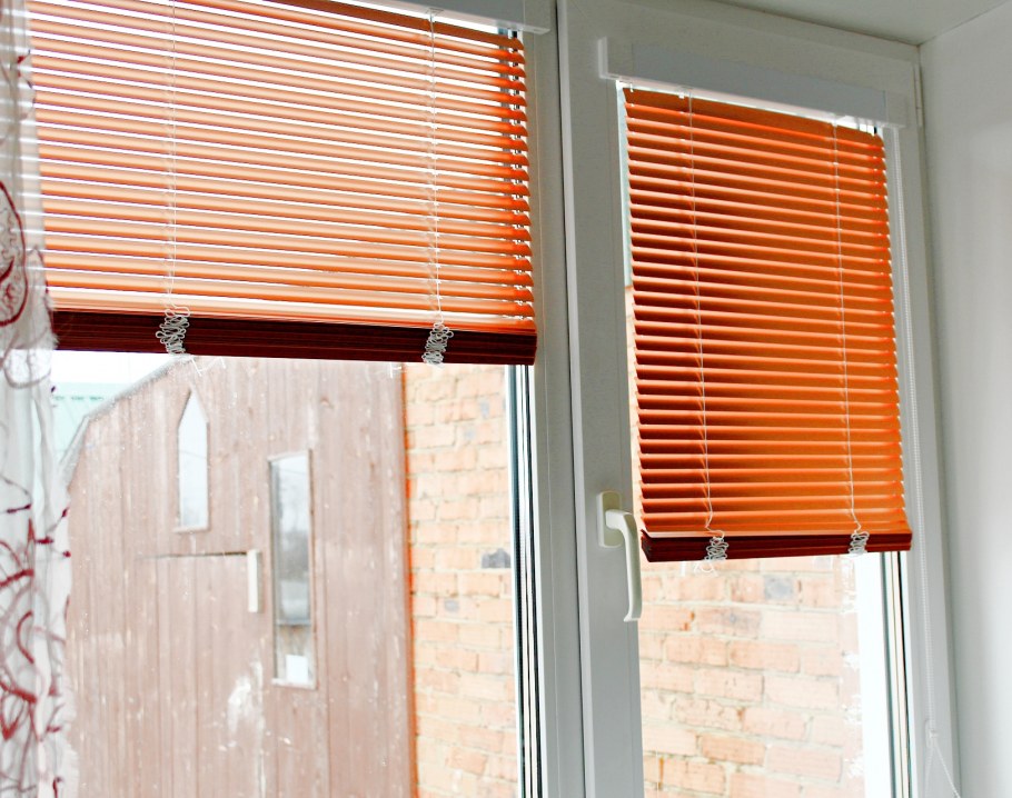 Рулонные шторы системы Зебра Уни-2