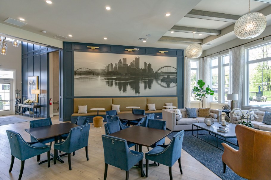 Атлас парк отель Альпен Хаус