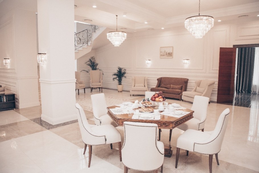 Интерьеры домов из клееного бруса ПАЛЕКС